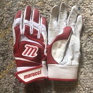 Girl batting gloves